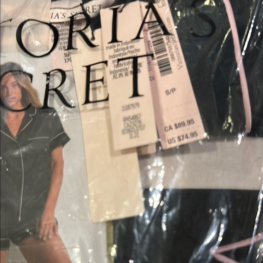 Victoria’s Secret Pajama Set - Picture 3 of 3